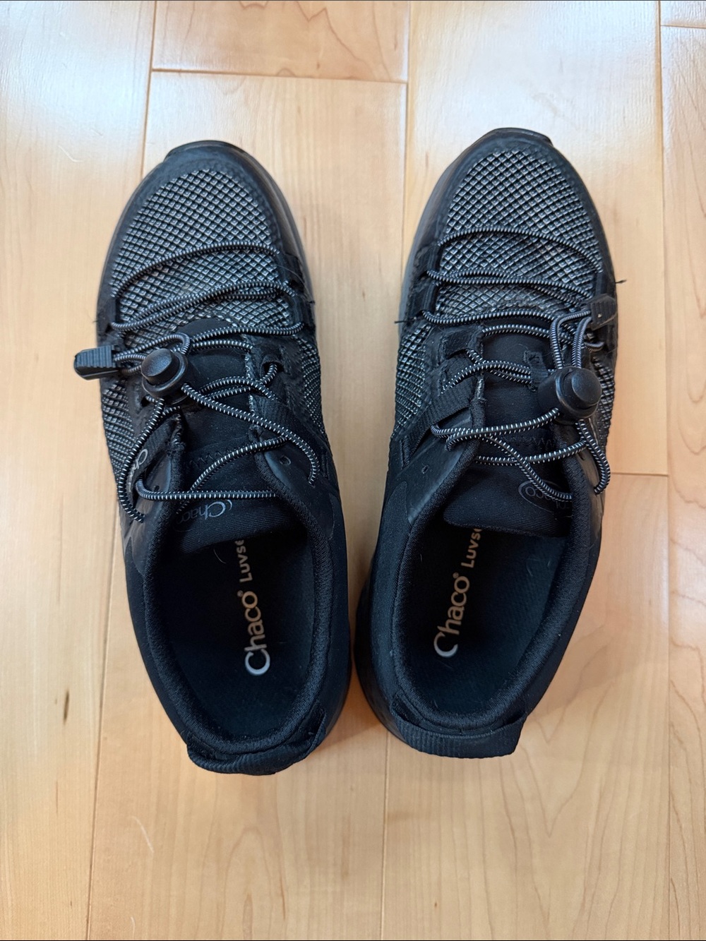 Chaco Men's Black Athletic Lace-Lock Sneakers sz 7 or 40